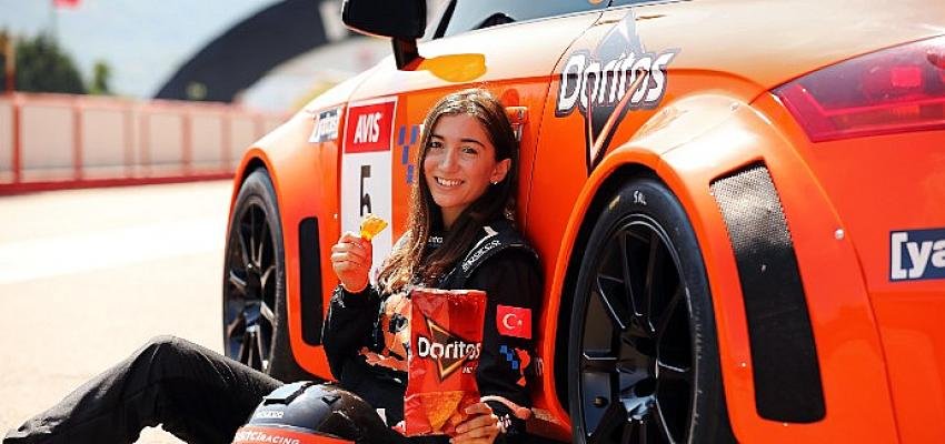 Türkiye Pist Şampiyonası’nda 30 yıl sonra podyumda ilk kadın pilot