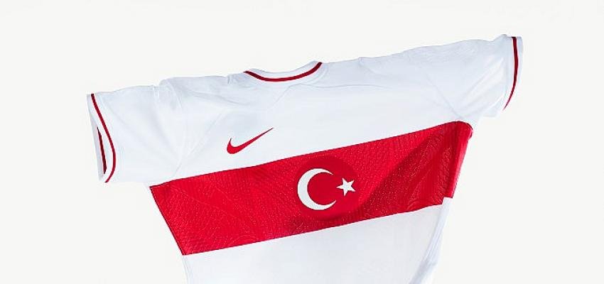 A Milli Takım II Bizim Çocuklarla Hep Yan Yana