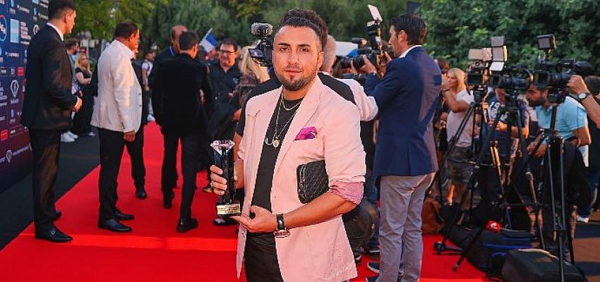 Atina’da Türk modacı Cafer Andıç rüzgarı esti