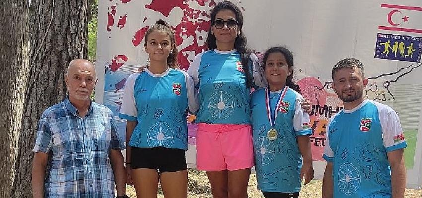 Bostanlıspor KKTC’de şampiyon oldu…