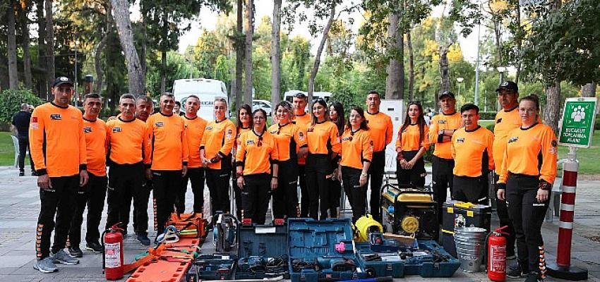 Buca Belediyesi İzmir’de AFAD akreditasyon belgesi alan ilk belediye oldu