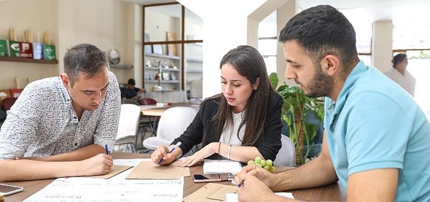 Buca’da personele proje hazırlama eğitimi