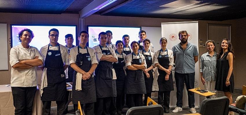 Genç Şefler Asker Balığı Tarif Yarışması’nda!