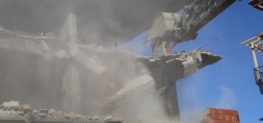 Gölcük’te Yıkılan Orta Hasarlı Ya Da Metruk Sayısı 103 Oldu