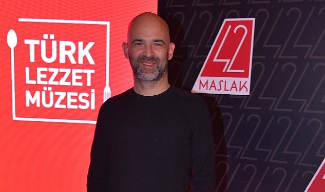 42 Maslak'ta 'Ramazan Sohbetleri'nin konuğu Murat Evgin'di.