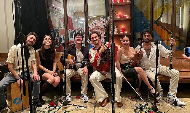 Evrencan Gündüz ve Naz Özgülüş'ün Yeni Şarkısı “Çare Ol Bana” Lansmanı Ünlü İsimlerle Gerçekleşti