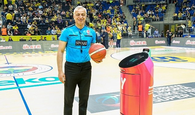 Yemeksepeti'nin Teslimat Robotu YEBO'dan, Fenerbahçe Beko-Galatasaray Nef Basketbol Maçında Bir İlk!