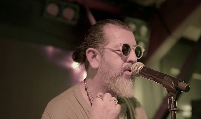 Edin Arslantürk'ün yeni eseri: Mağusa Limanı