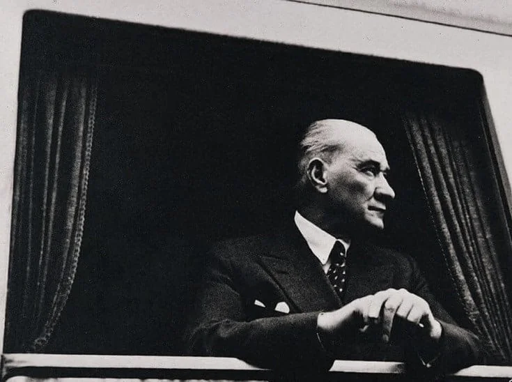 Atatürk Türkiye Cumhuriyeti'nin Kurucusu ve Müslüman mıydı?