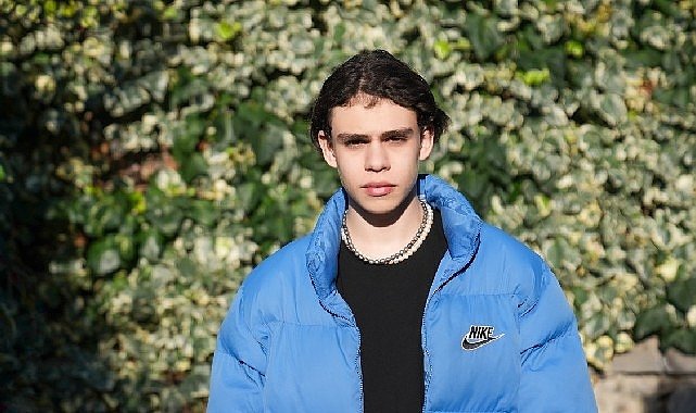 Sıcak Duyguların Soğuk Yolculuğu: Alper Erözer 'Affetmem'