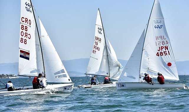470 Gençler Dünya Şampiyonası başladı; Darıca Balyanoz Koyu'nda yelkenler fora