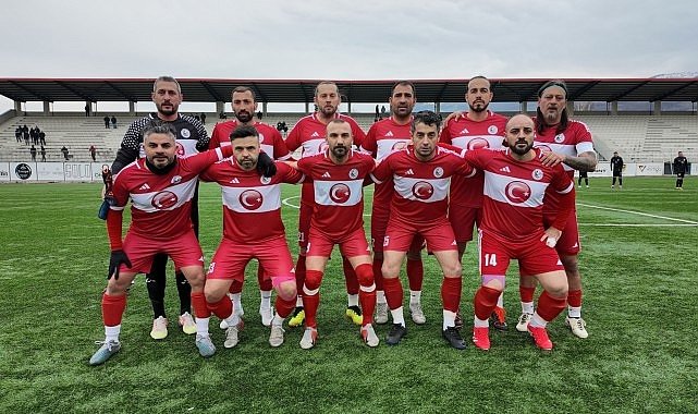 TMVFL Milli Karma Kosova'nın Bağımsızlık Gününü Prizren'de Kutladı