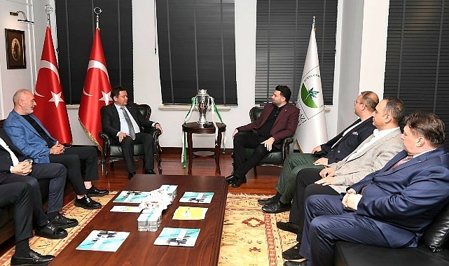 Bursaspor'un şampiyonluk kupası Osmangazi Belediyesi'nde