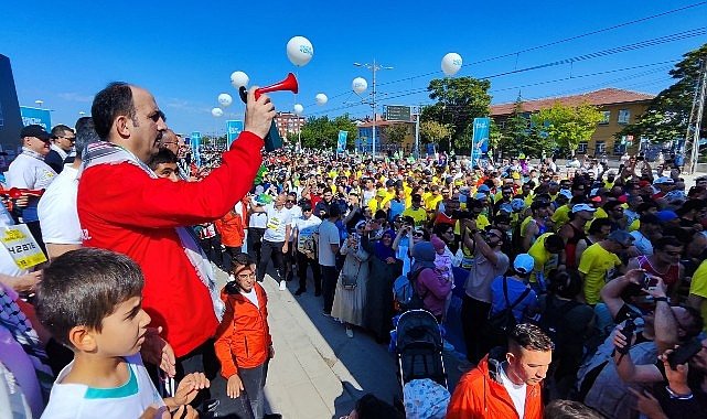 Başkan Altay Tüm Sporseverleri Uluslararası Konya Yarı Maratonu'na Katılmaya Davet Etti