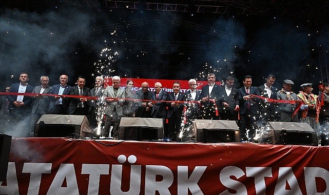 Başkan Muhittin Böcek, “Stadyum Kumluca'mıza değer katacak"