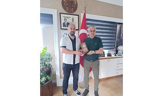 Polat Dede'den Başkan Topaloğlu'na teşekkür ziyareti